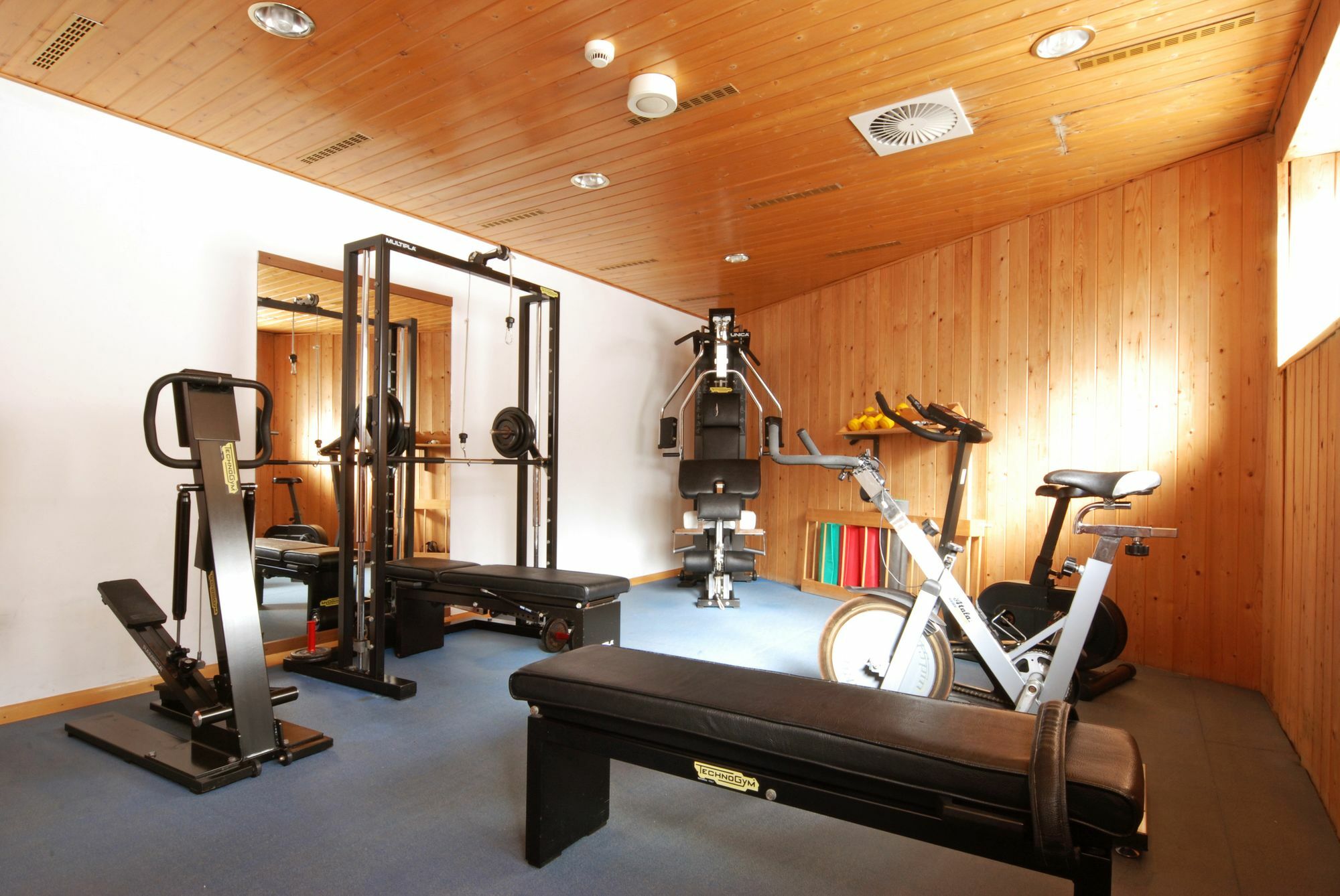 Sport Hotel Pampeago Tesero Eksteriør bilde